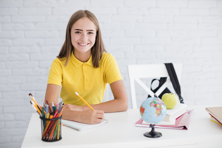 龍泉驿區舞台藝術設計與制作職業學(xué)院(廈門演藝職業學(xué)院舞台藝術設計與制作學(xué)費)