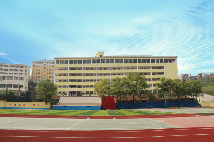 章丘中等職業學(xué)校怎麼(me)樣(yàng)_好(hǎo)不好(hǎo)_值得讀嗎